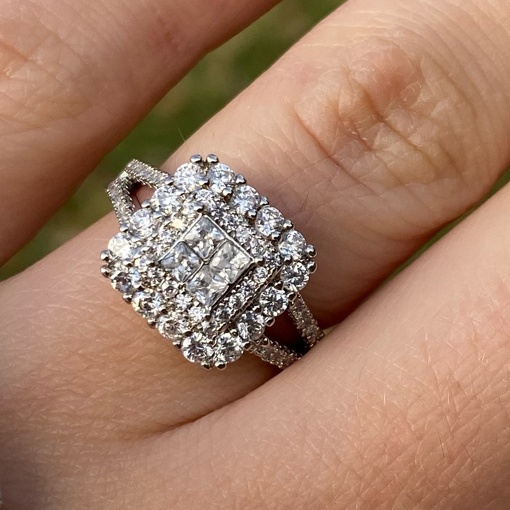 NEW Gorgeous 925 Sterling Silver Ring - Picture 3 of 6